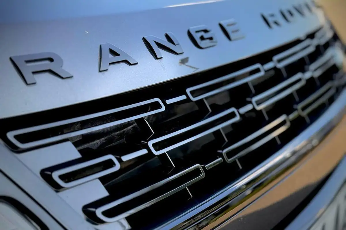 2024-land-rover-range-rover-evoque-20-d200-dynamic-hse-big-17