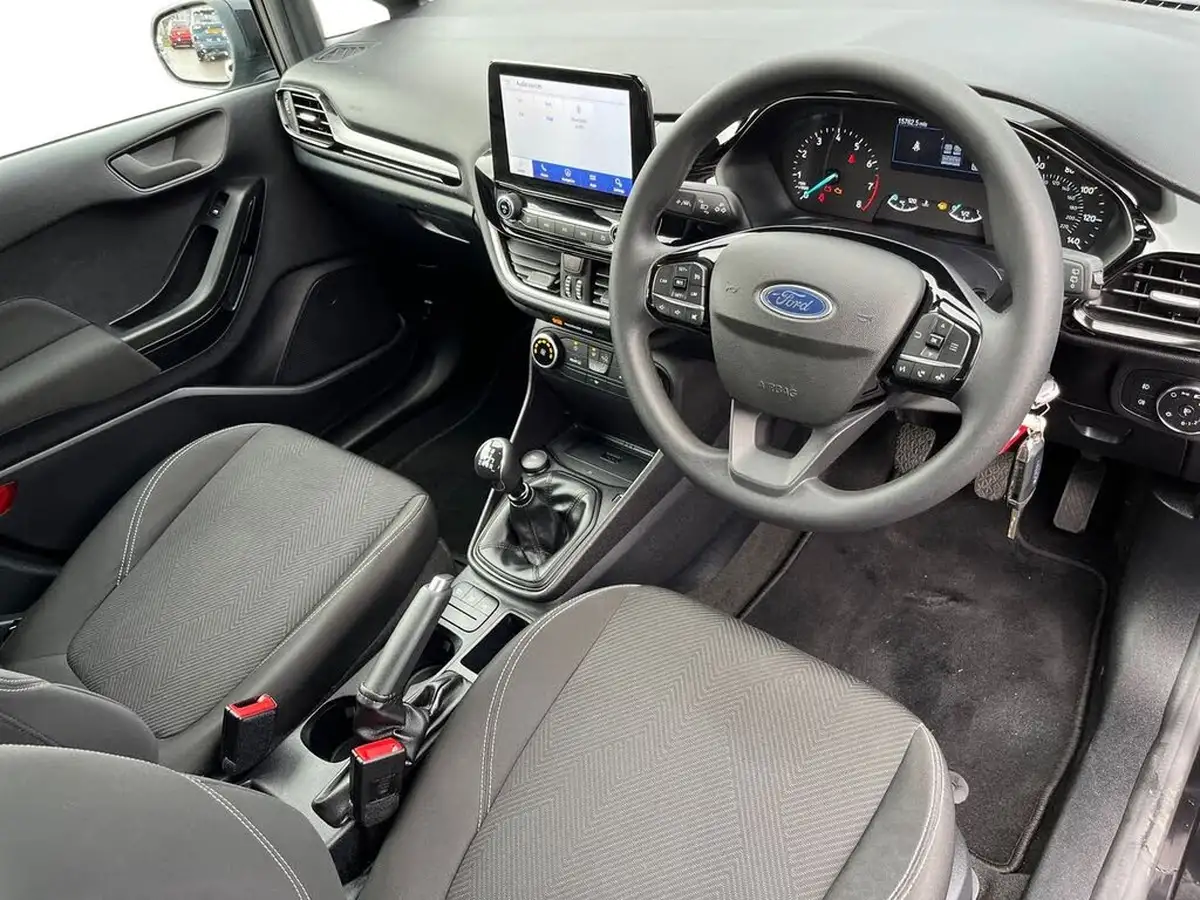 2022-ford-fiesta-10t-trend-100ps-5d-big-4