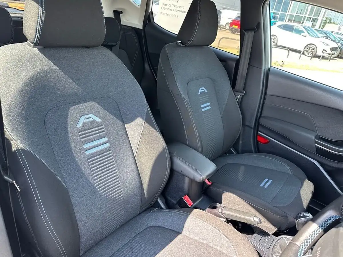 2022-ford-fiesta-10t-active-125ps-hybrid-mhev-big-11