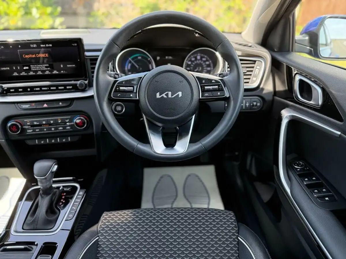 2022-kia-xceed-16-gdi-3-big-29