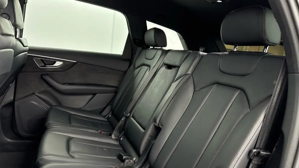 2020-audi-q7-30-50-tdi-black-edition-big-13