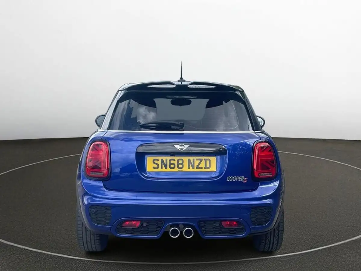 2018-mini-cooper-20-cooper-s-classic-ss-hatchback-5d-big-8