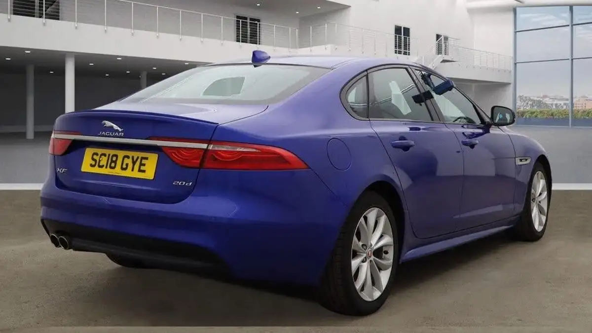 2018-jaguar-xf-20td-r-sport-180ps-saloon-4d-1999cc-auto-big-7