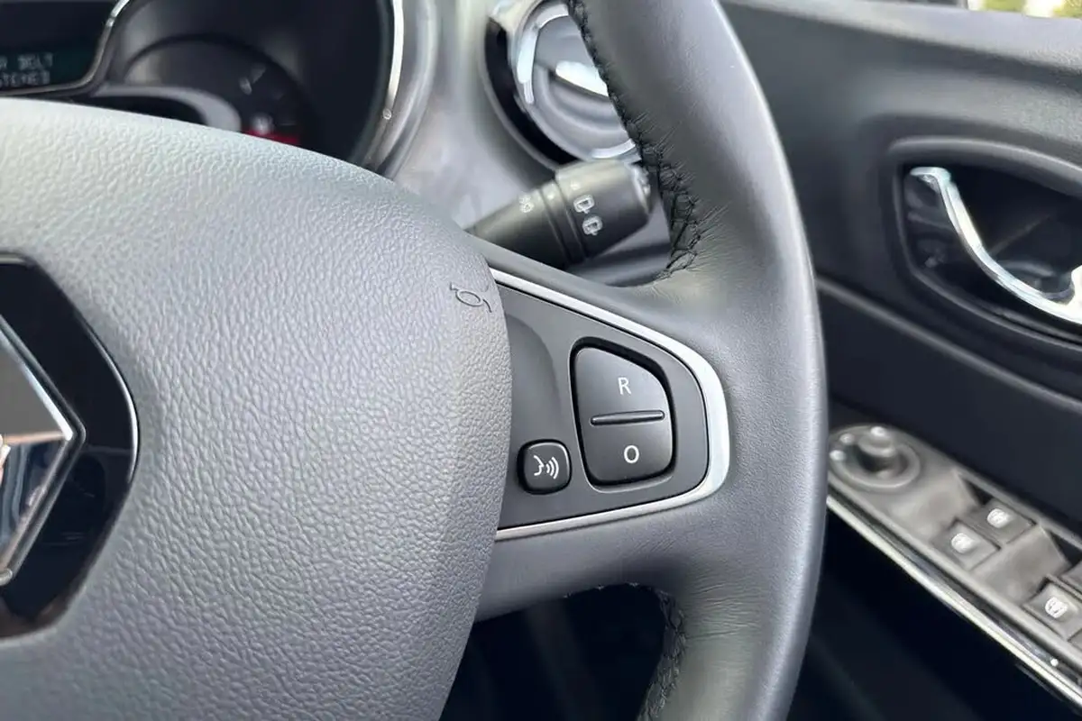 2016-renault-captur-15dci-dynamique-nav-90bhp-edc-auto-big-36