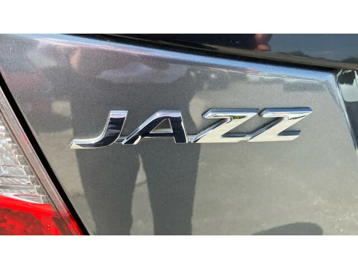 2019-honda-jazz-13-i-vtec-se-big-24