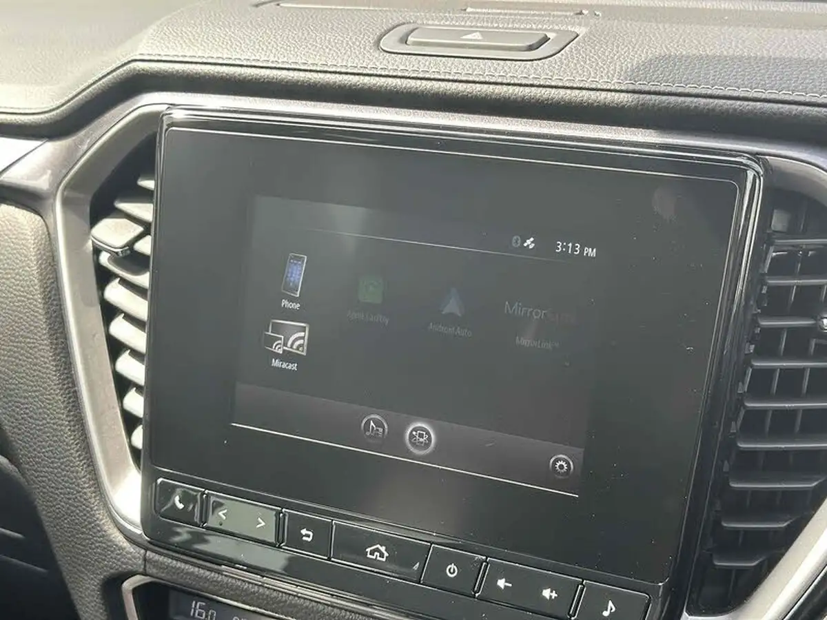 2023-isuzu-d-max-19td-dl40-big-35