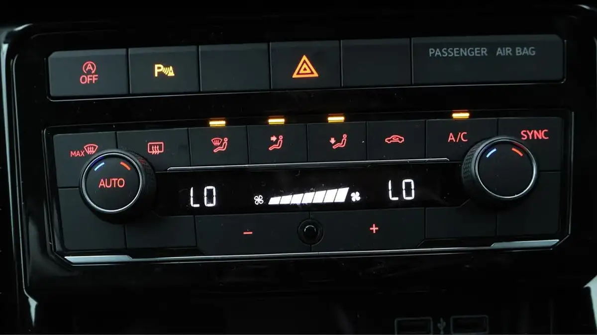 2019-volkswagen-t-cross-10-tsi-r-line-big-11