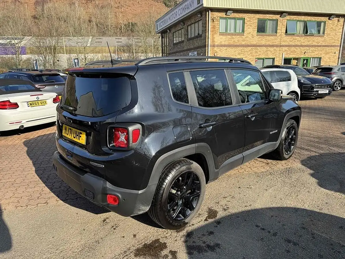 2021-jeep-renegade-10-gse-night-eagle-big-2
