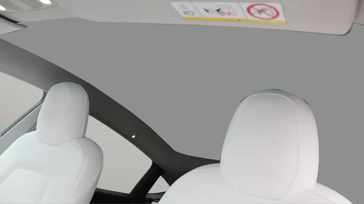 2022-tesla-model-y-e-long-range-big-36