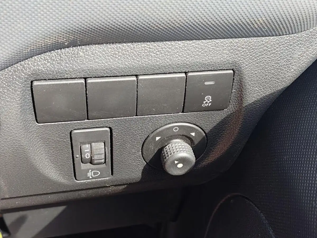 2018-citroen-berlingo-e-l1-635-lx-big-13