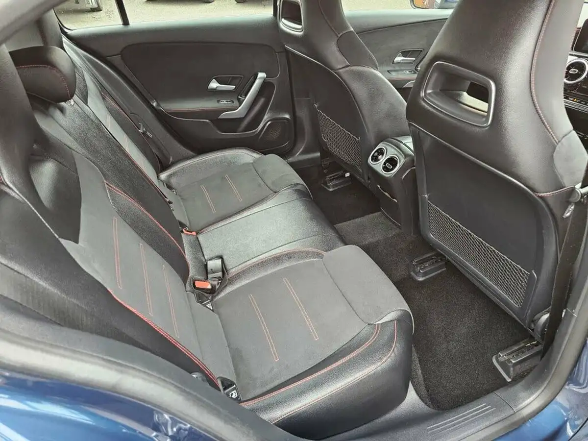 2019-mercedes-benz-a-class-13-a180-amg-line-executive-hatchback-5d-7g-dct-big-29