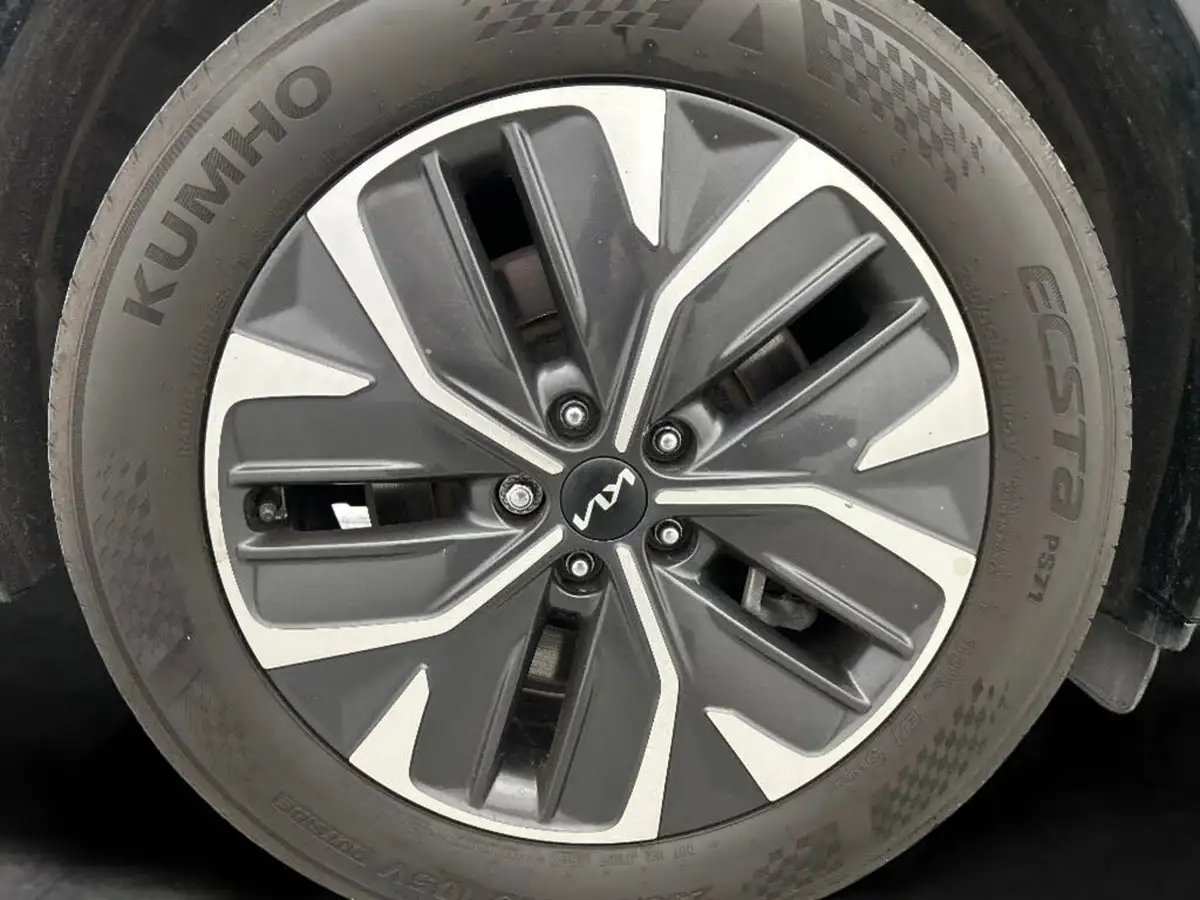 2022-kia-ev6-e-air-big-25