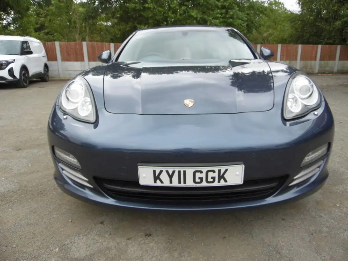 2011-porsche-panamera-48-4s-pdk-big-1
