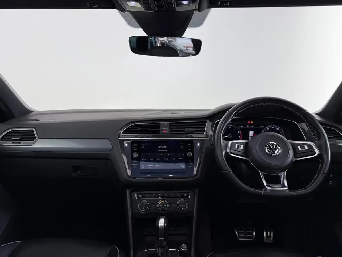 2017-volkswagen-tiguan-20-tsi-r-line-dsg-big-19