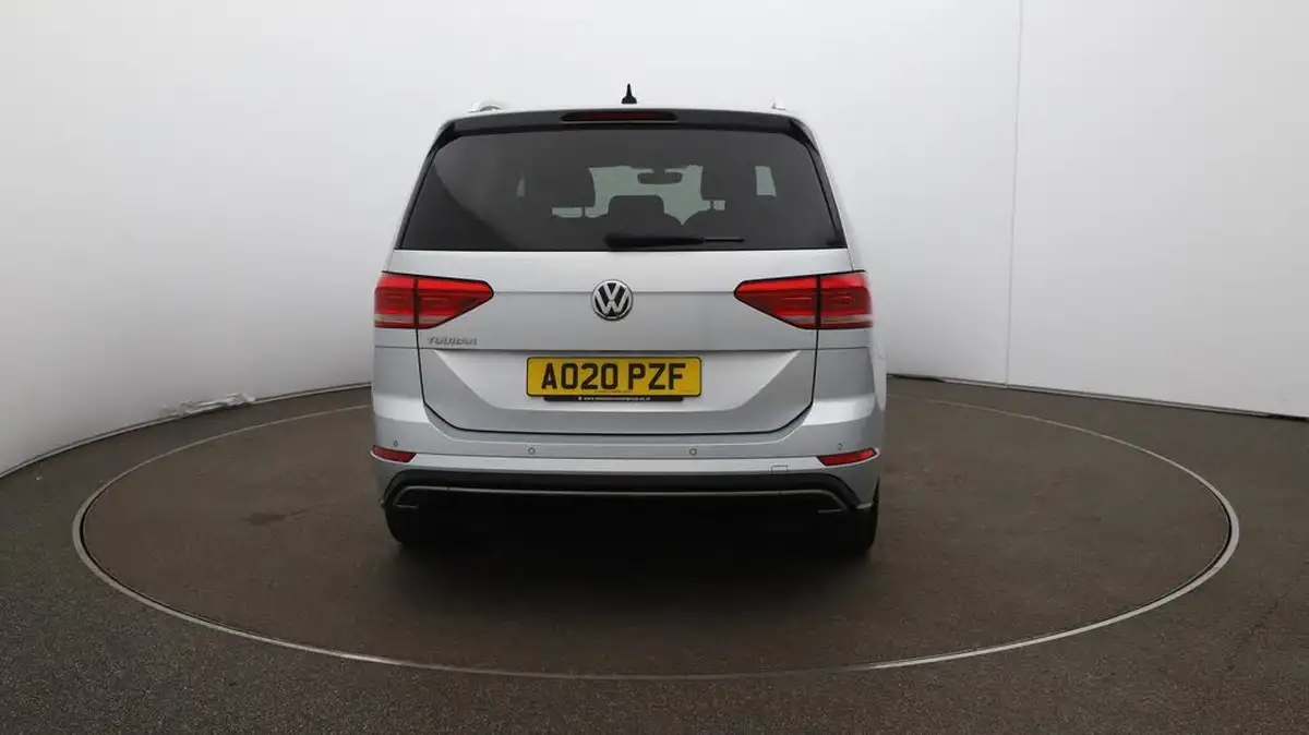 2020-volkswagen-touran-15-tsi-r-line-big-59