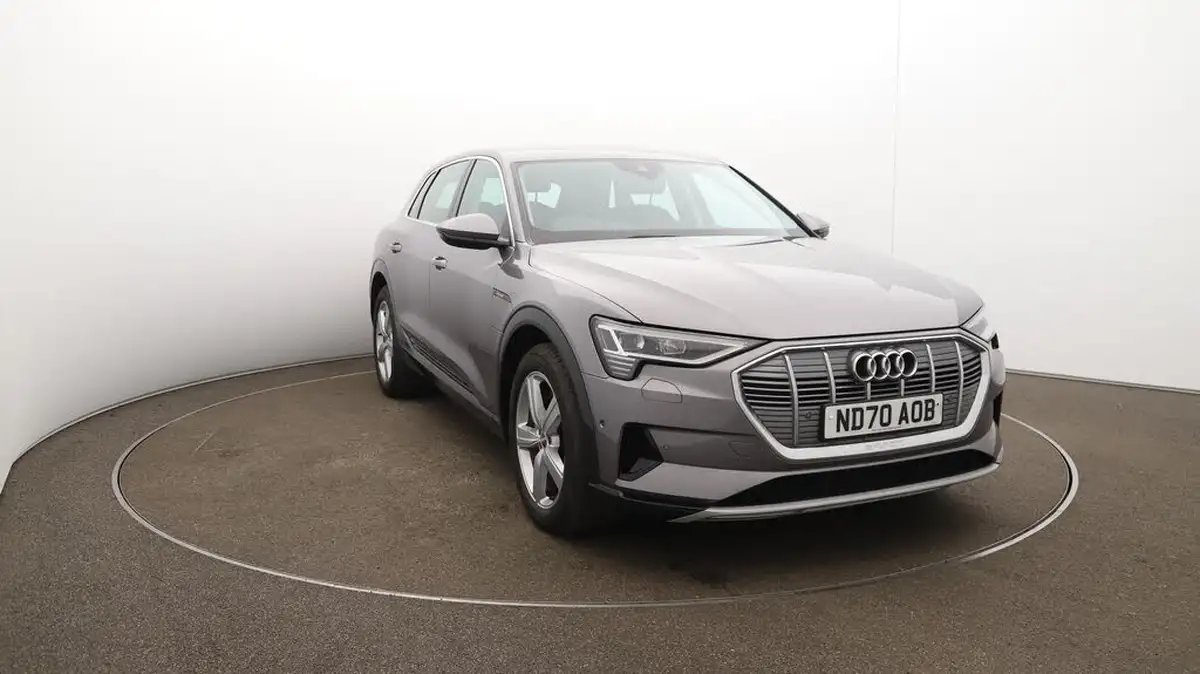 2020-audi-e-tron-50e-technik-big-43