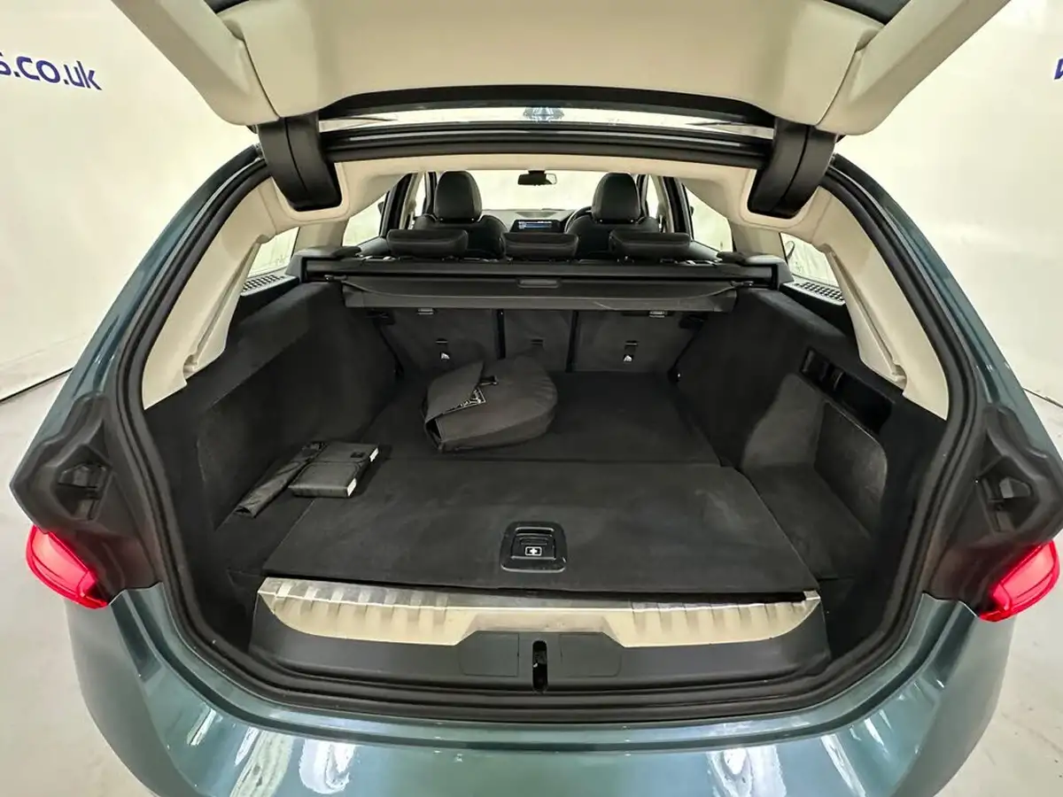 2021-bmw-3-series-20-330e-xdrive-sport-pro-touring-5d-big-26