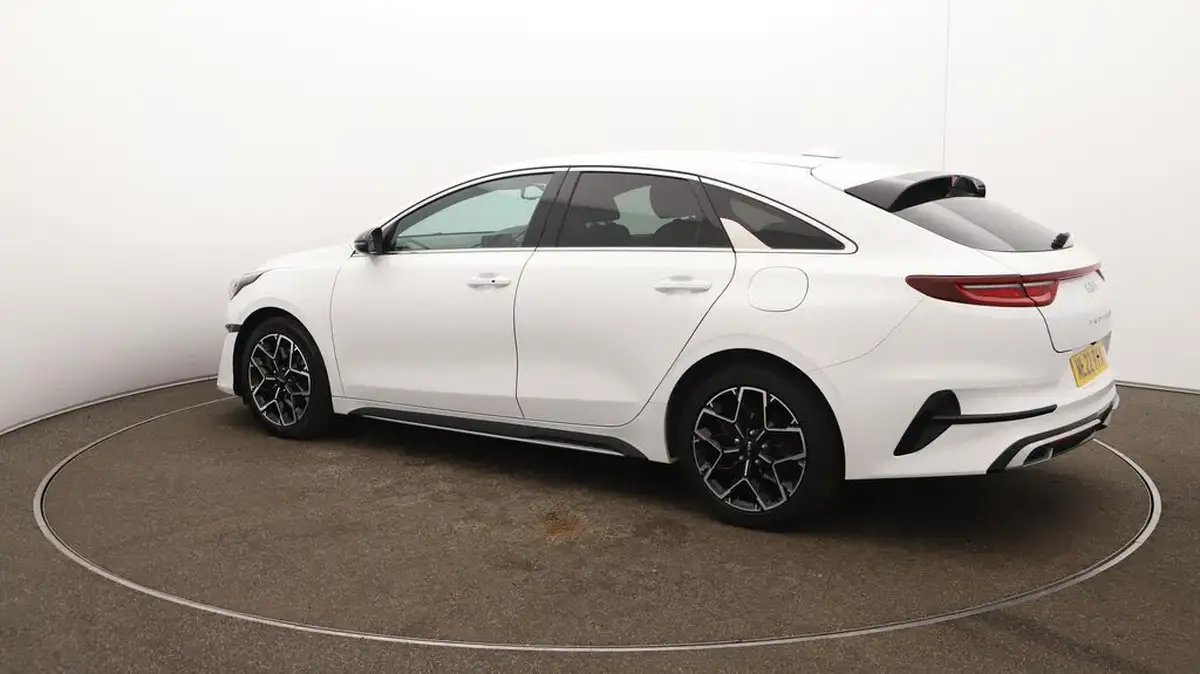 2022-kia-pro-ceed-15-t-gdi-gt-line-big-35