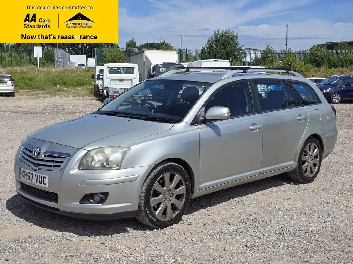 2007-toyota-avensis-20td-tr-estate-5d-big-2