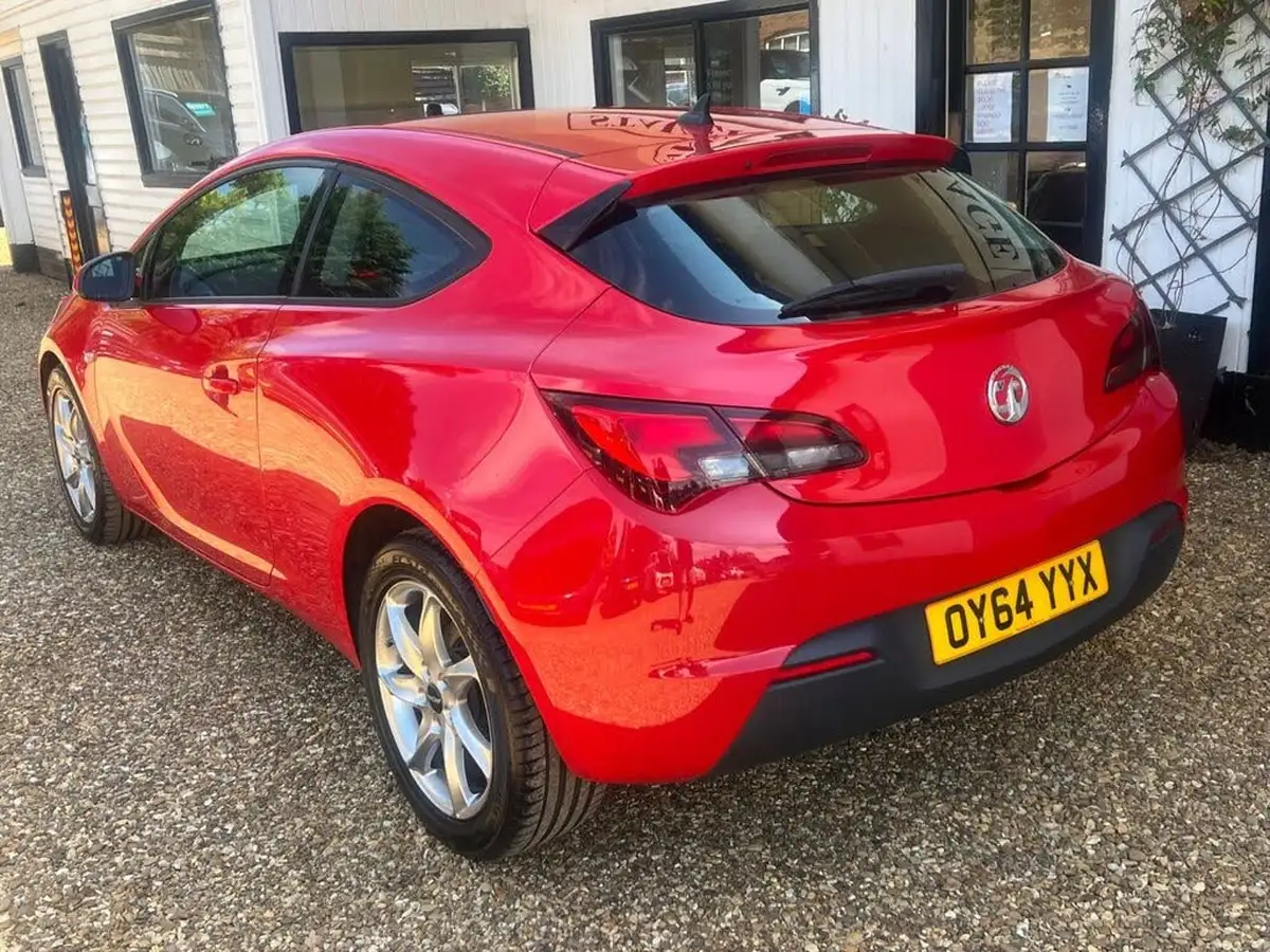 2014-vauxhall-gtc-14-sport-120ps-ss-big-10