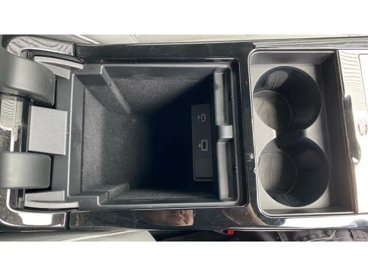 2022-land-rover-range-rover-evoque-15-p300e-autobiography-big-40