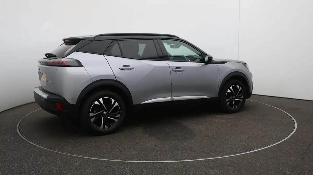 2023-peugeot-2008-suv-e-gt-136bhp-50kwh-station-wagon-big-54