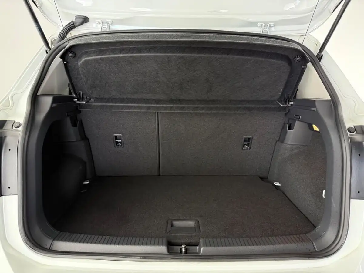 2019-volkswagen-t-cross-10-tsi-se-115ps-dsg-big-11