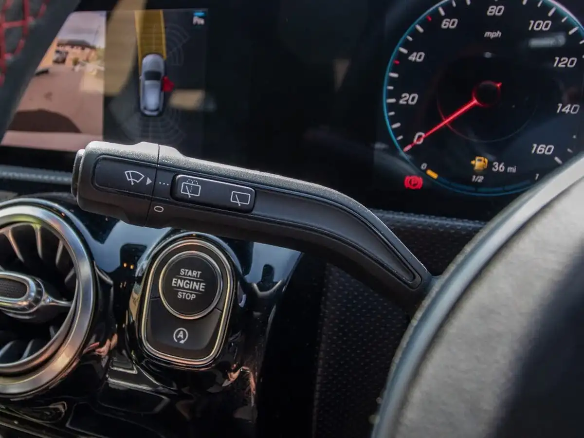 2019-mercedes-benz-a-class-13-a200-amg-line-premium-hatchback-5d-big-16