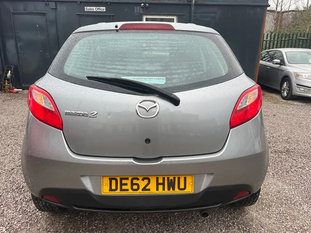 2012-mazda-mazda2-13-ts-air-con-75ps-5d-big-5