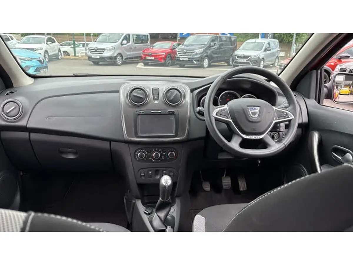 2018-dacia-sandero-stepway-15dci-laureate-big-9
