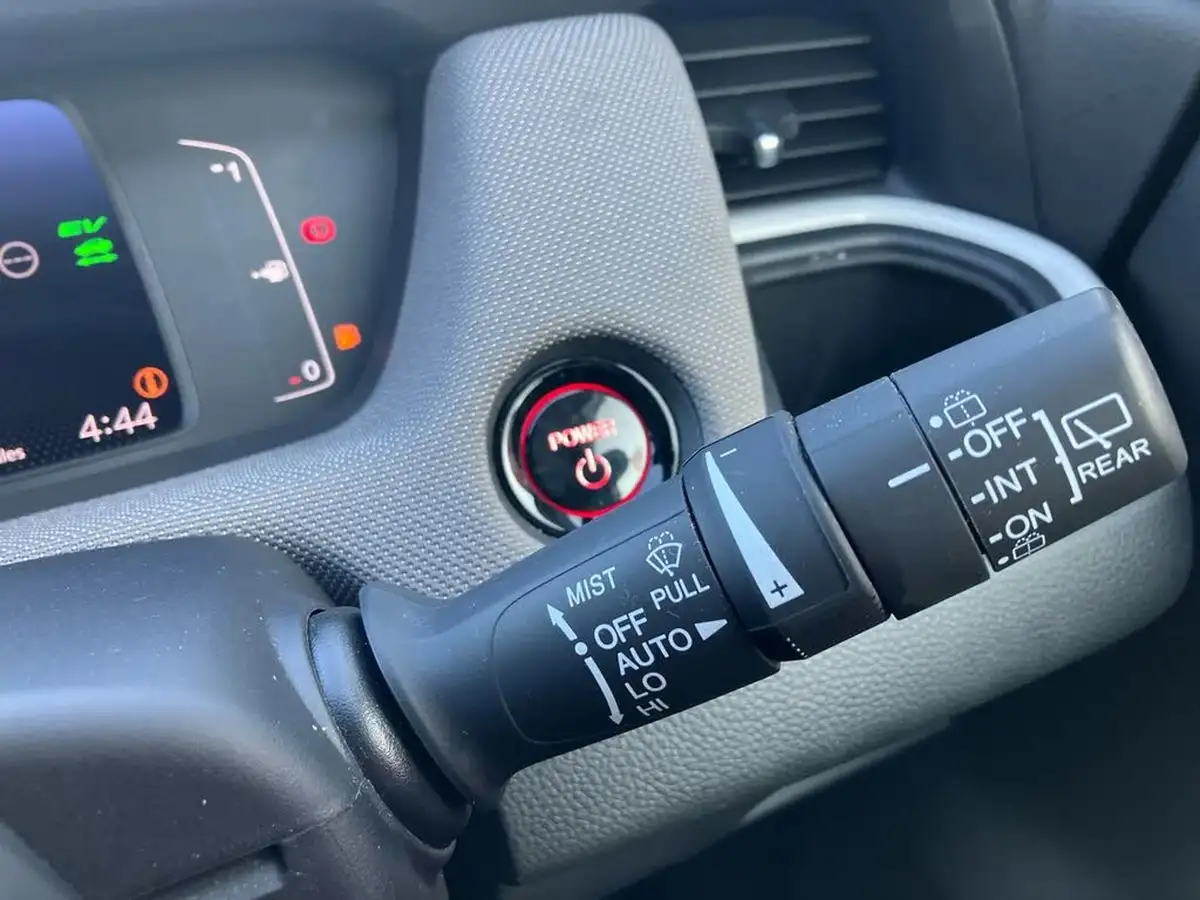 2021-honda-jazz-15-i-mmd-ex-109ps-big-36