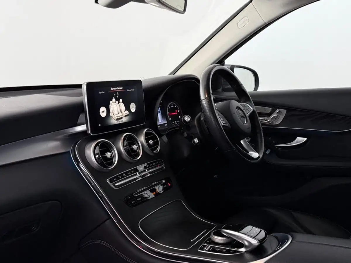 2018-mercedes-benz-glc-class-21d-glc220d-sport-premium-plusss-station-wagon-5d-big-16