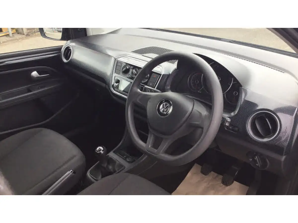 2018-volkswagen-up-10-move-up-ss-5d-big-10