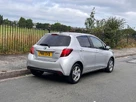 2016-toyota-yaris-15-vvt-i-icon-hybrid-small-4