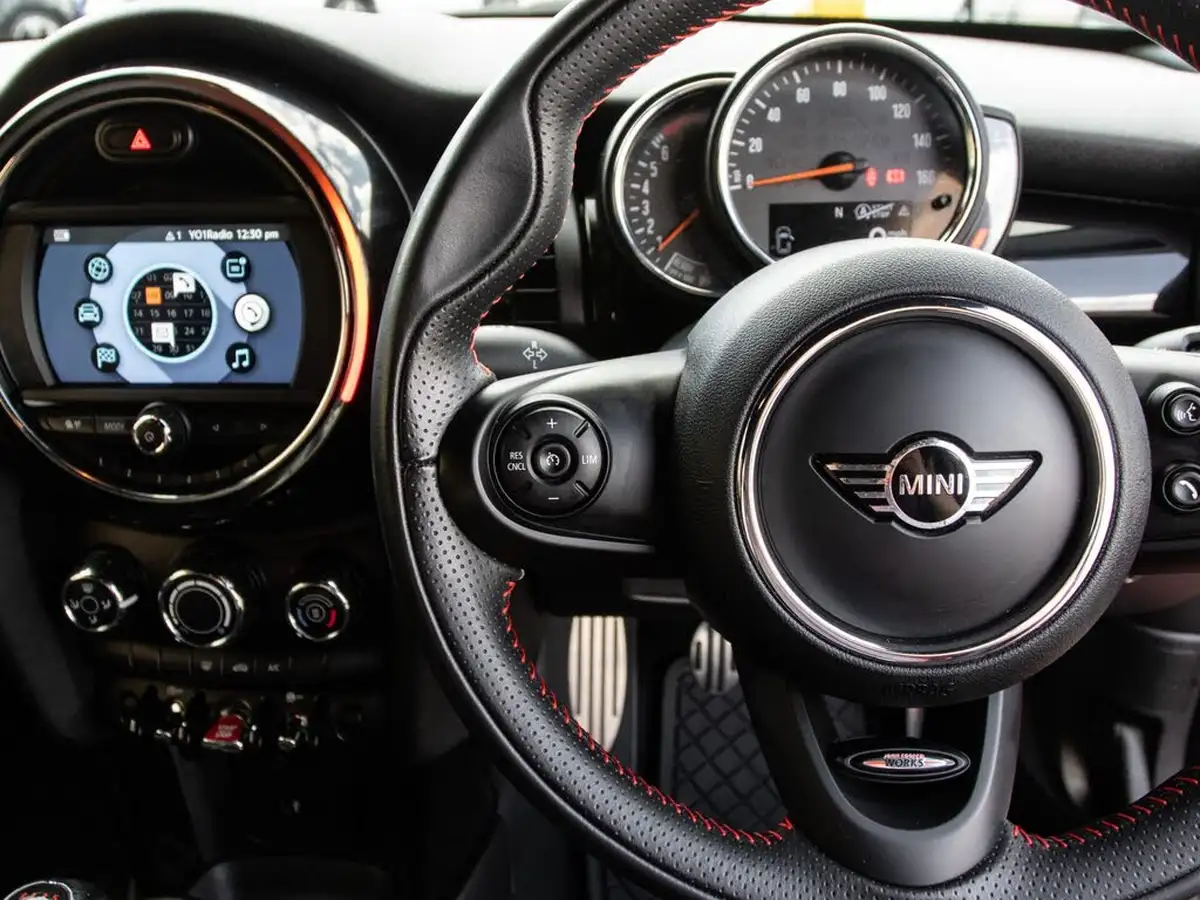 2018-mini-cooper-15-cooper-classic-ss-hatchback-5d-big-18