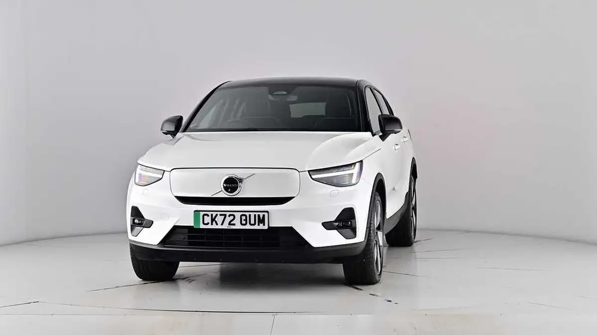 2022-volvo-c40-e-twin-recharge-pro-big-54