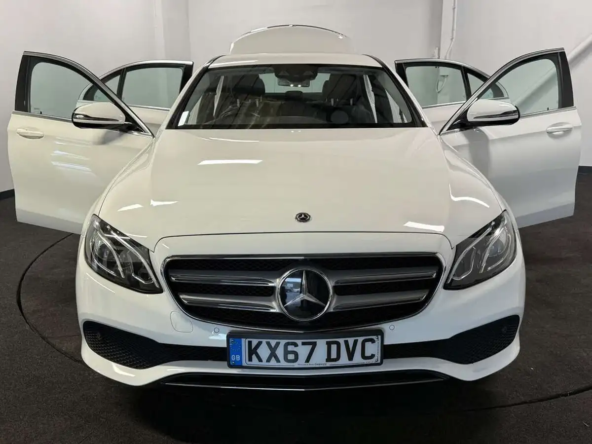 2017-mercedes-benz-e-class-20d-e220d-se-ss-saloon-4d-big-9