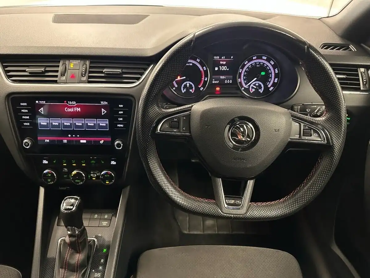 2019-skoda-octavia-20-tsi-vrs-challenge-hatchback-dsg-big-19