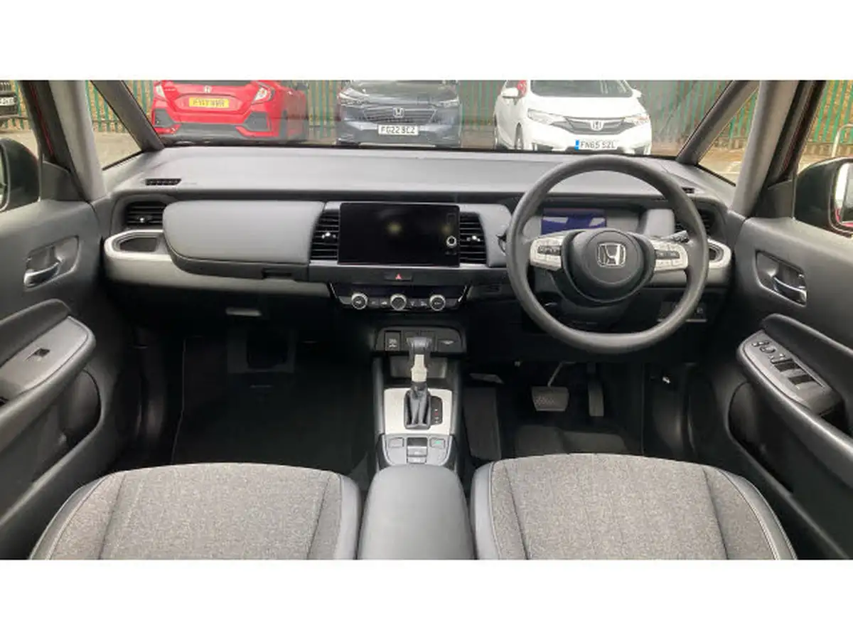 2023-honda-jazz-15-i-mmd-sr-big-3