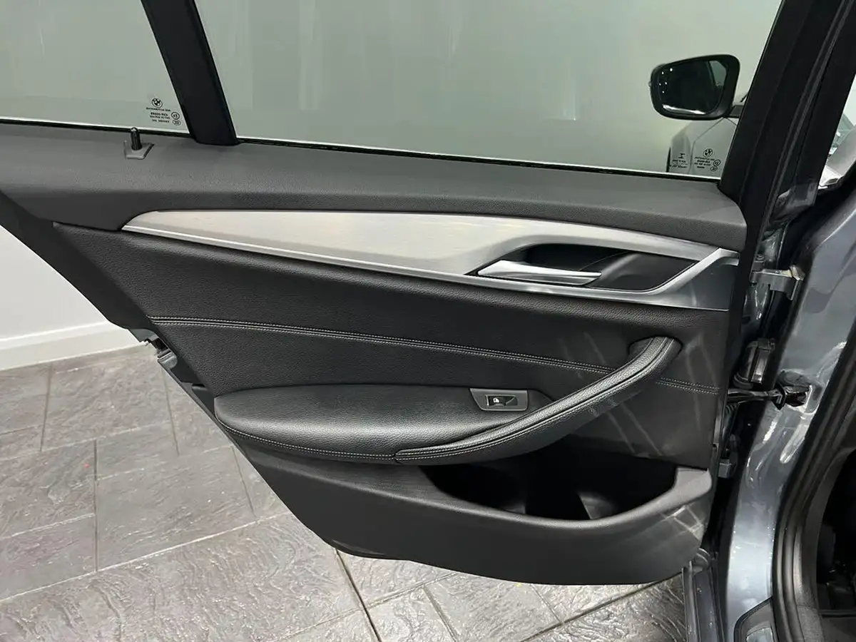 2017-bmw-5-series-20td-520d-se-188bhp-saloon-4d-big-75