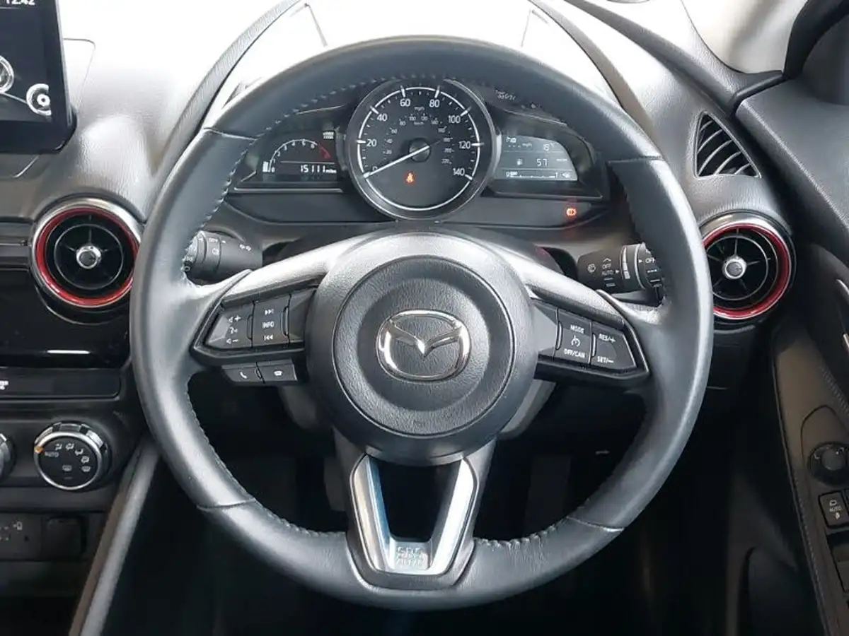 2024-mazda-mazda2-15-e-skyactiv-g-homura-big-6