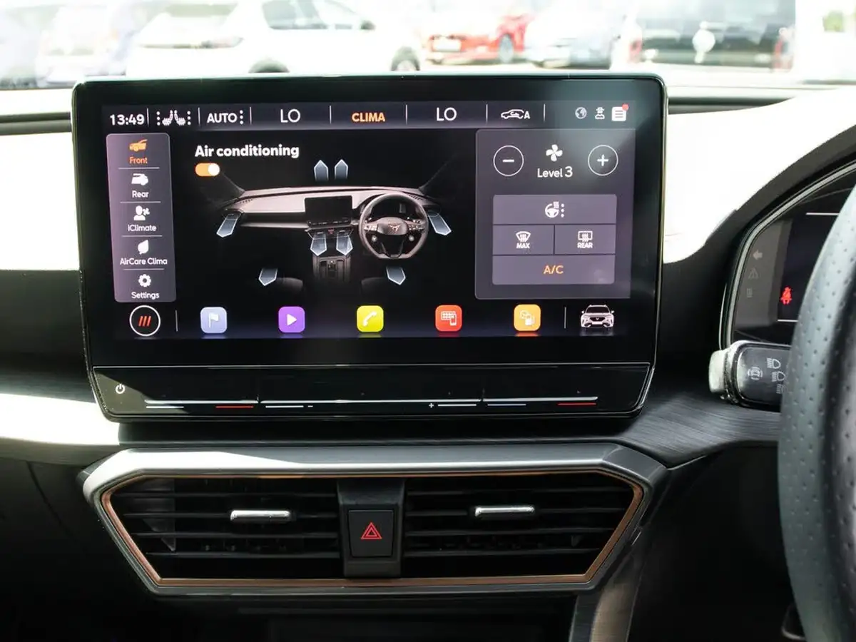 2022-cupra-formentor-14-e-hybrid-vz2-big-30