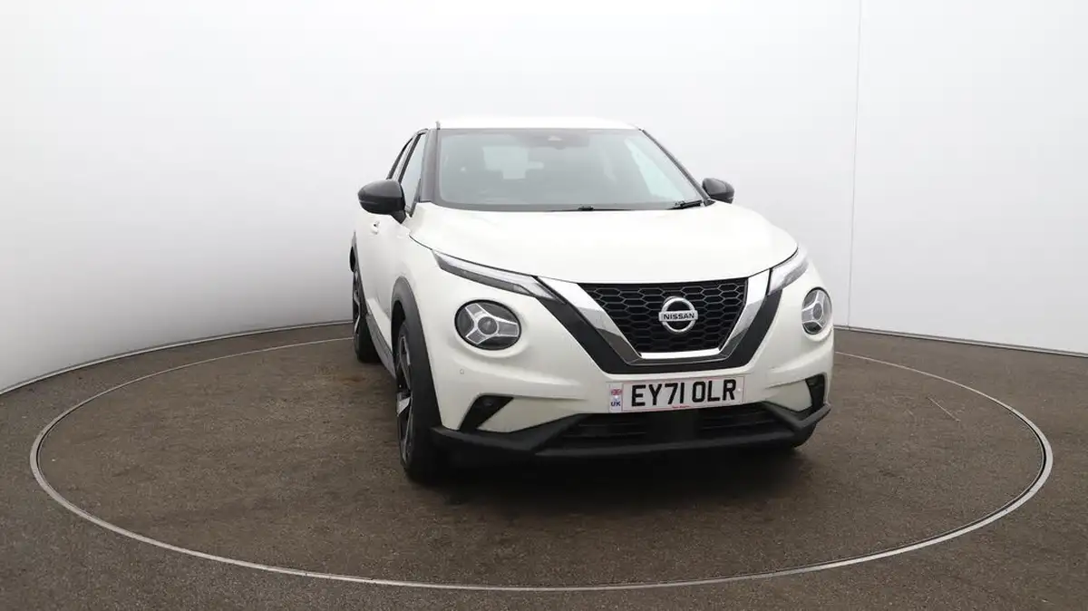 2021-nissan-juke-10-dig-t-tekna-big-40