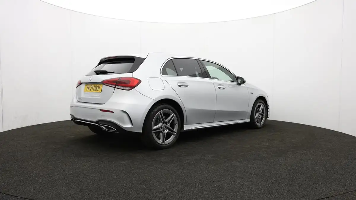 2021-mercedes-benz-a-class-13-a250e-amg-line-hatchback-5d-big-15