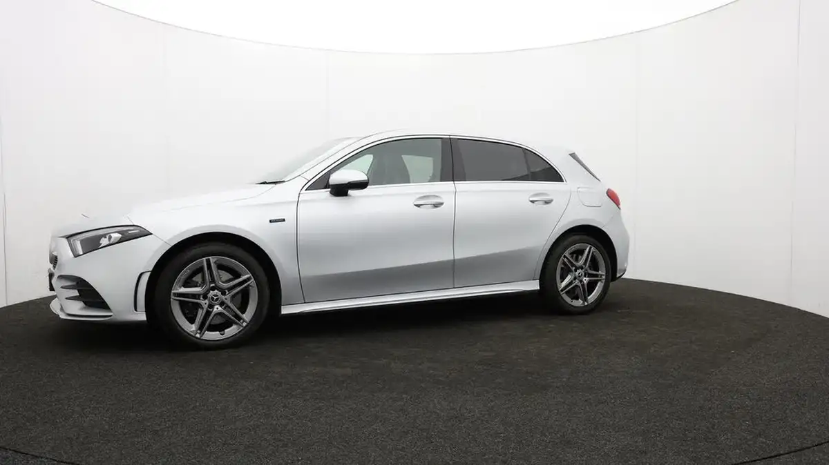2021-mercedes-benz-a-class-13-a250e-amg-line-hatchback-5d-big-67
