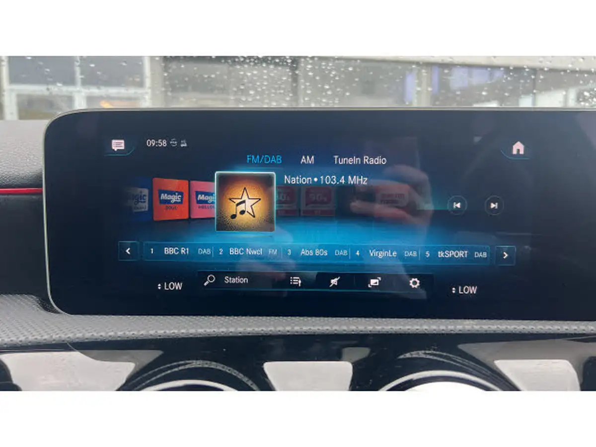 2020-mercedes-benz-a-class-13-a180-amg-line-executive-hatchback-5d-7g-dct-big-11