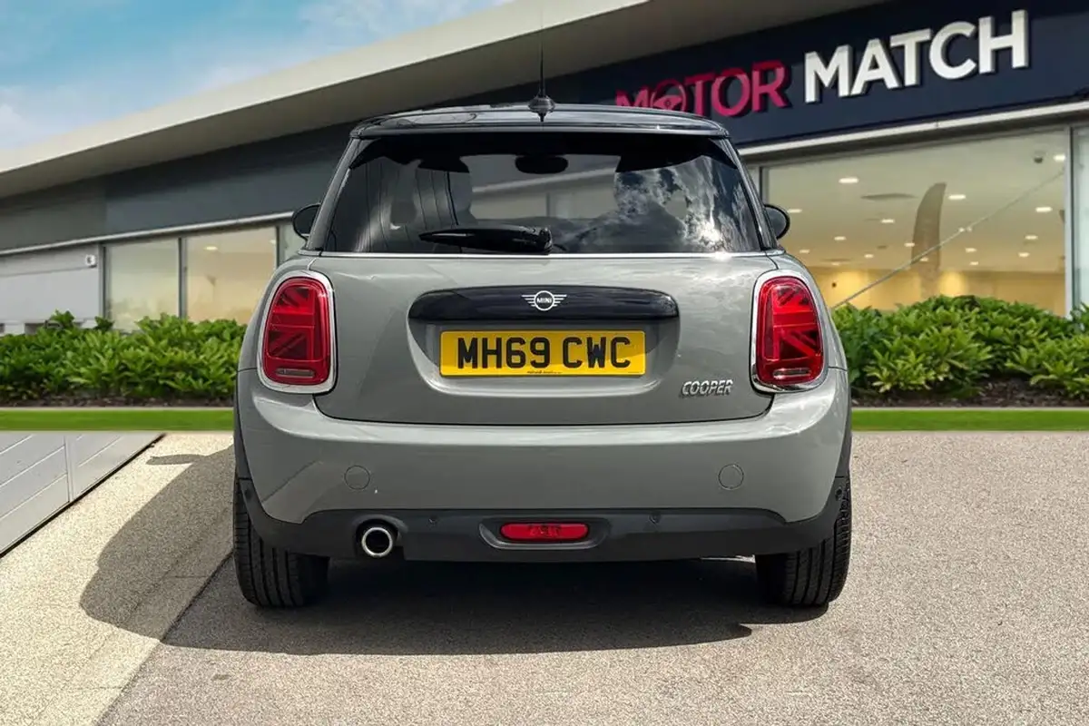 2020-mini-cooper-15-cooper-classic-hatchback-3d-auto-big-3
