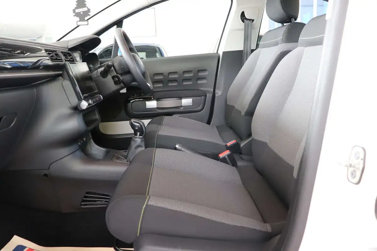 2018-citroen-c3-12-puretech-feel-82ps-big-48
