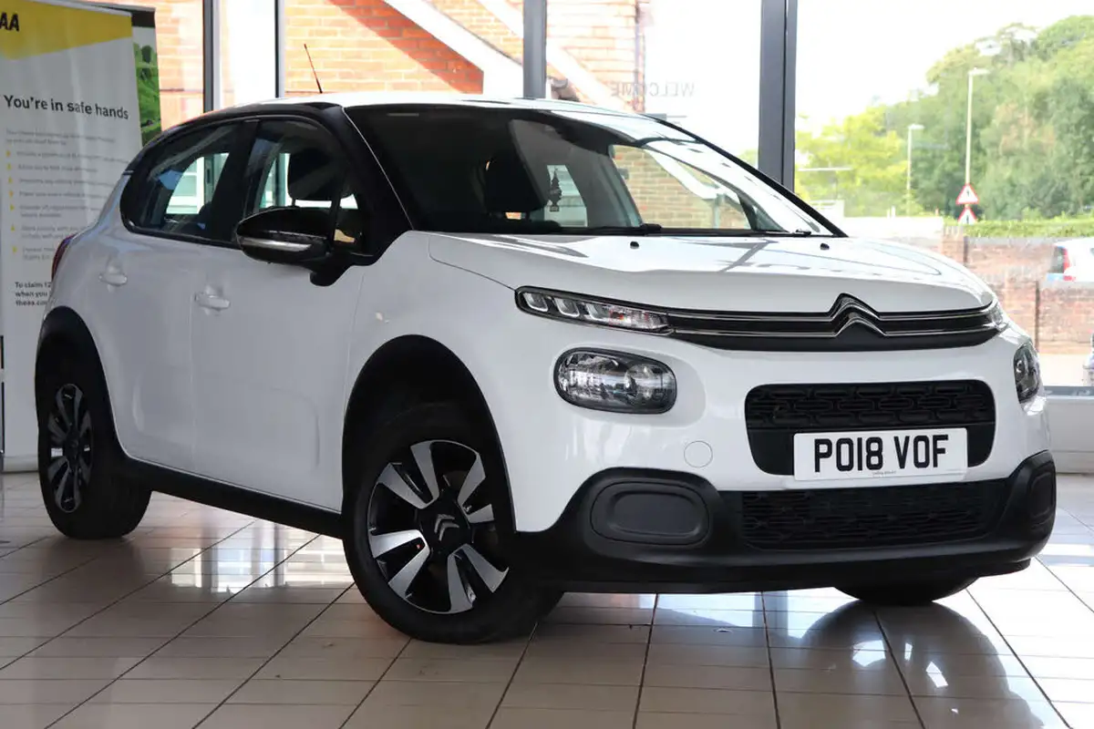 2018-citroen-c3-12-puretech-feel-82ps-big-0