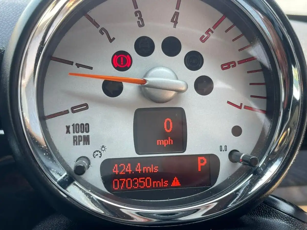 2011-mini-cooper-20td-cooper-sd-avenue-coupe-3d-auto-big-5